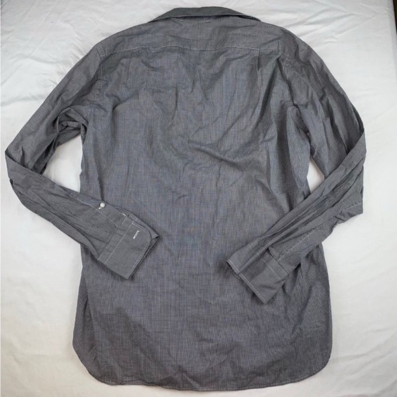 Button up - Picture 8 of 8